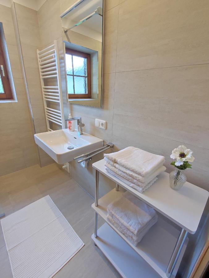 Apartment Ploner Ainet Екстер'єр фото